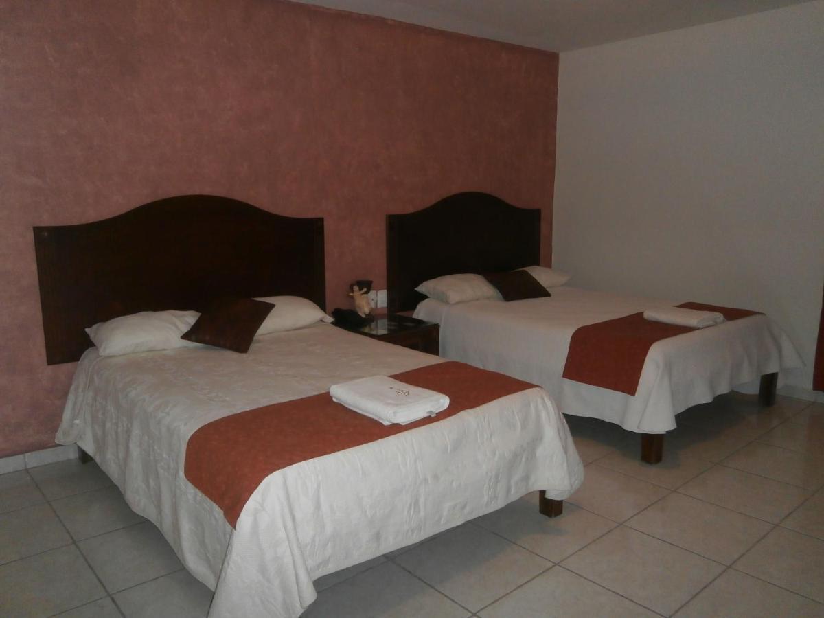 Hotel Anber 3*