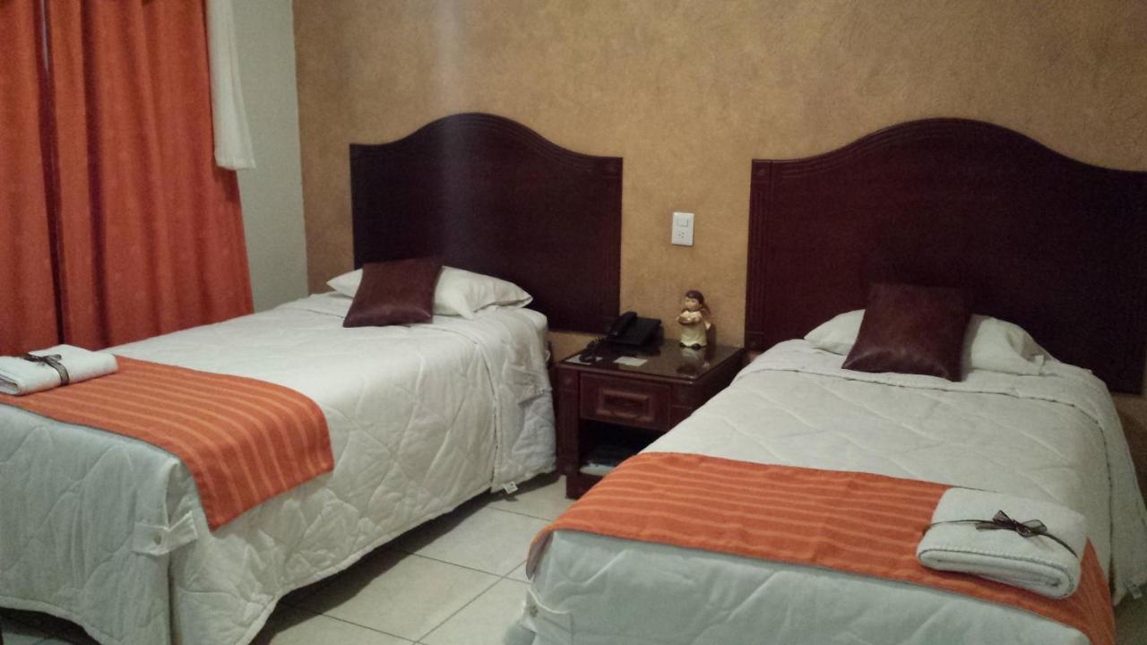 Hotel Anber 3*