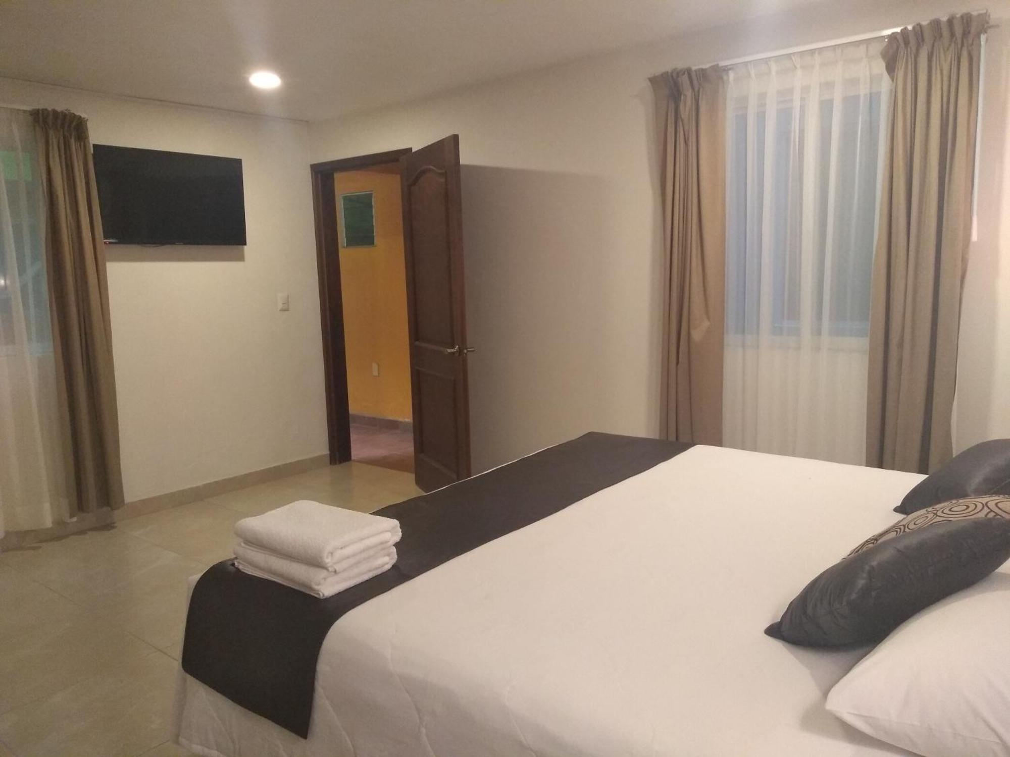 Hotel Anber 3*